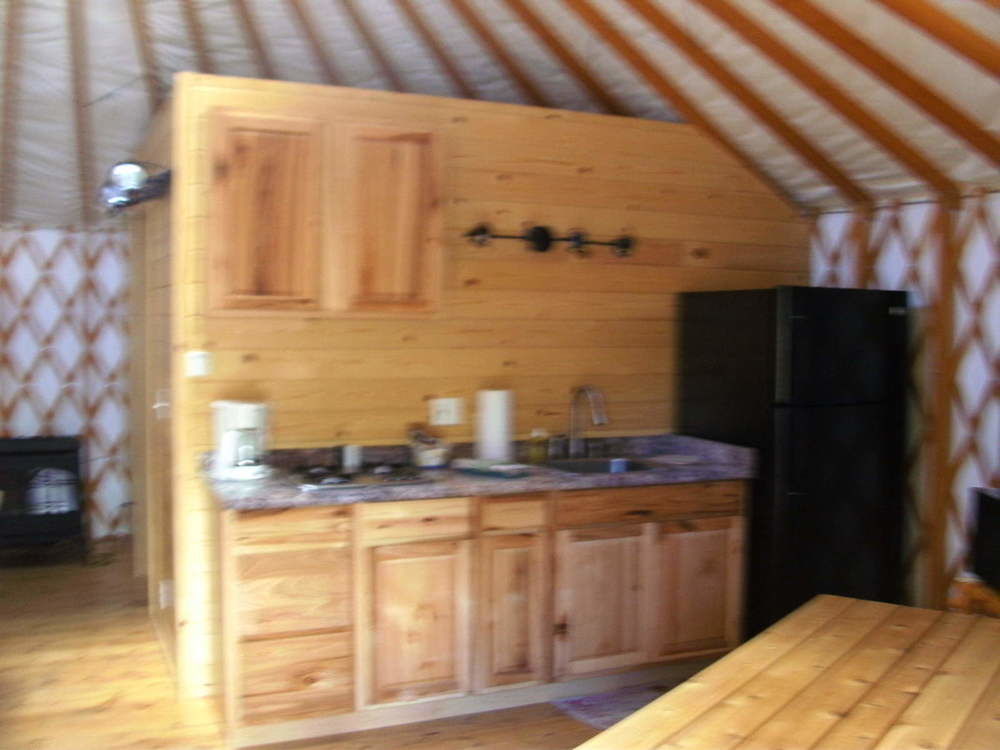 Bend-Sunriver Camping Resort Studio Cabin 6 Buitenkant foto